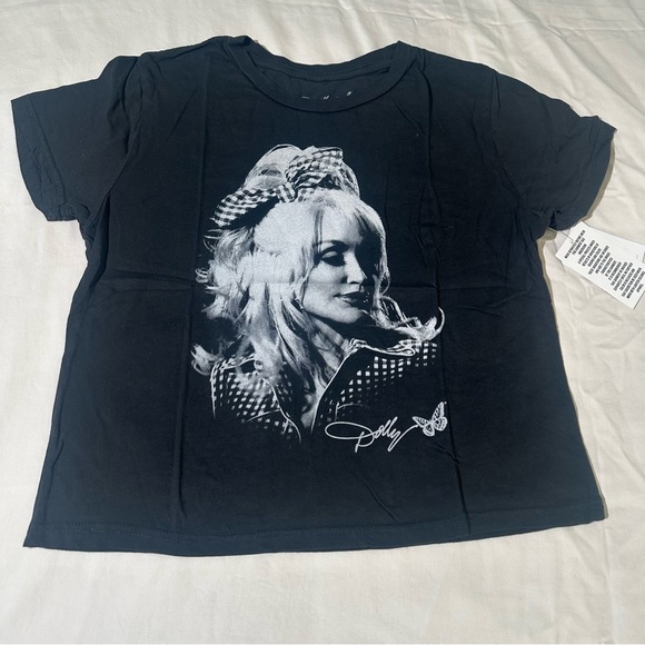 ***New** Dolly Parton Graphic Tee black size M - Picture 11 of 13